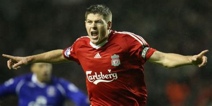 Did Gerrard get sent off in his last game com?