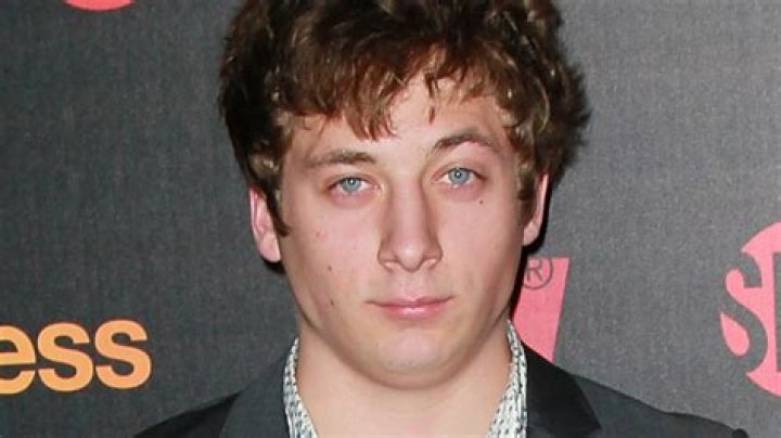 Exploring The Charismatic Life Of Jeremy Allen White And His Altura