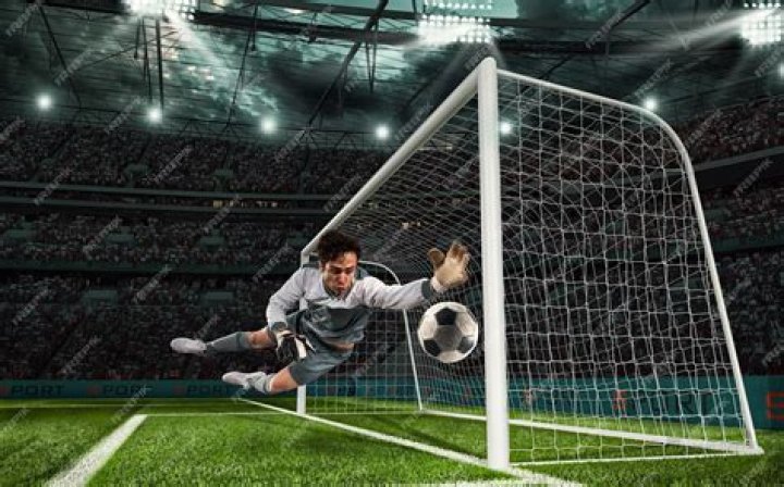 Has any goalkeeper scored a header?