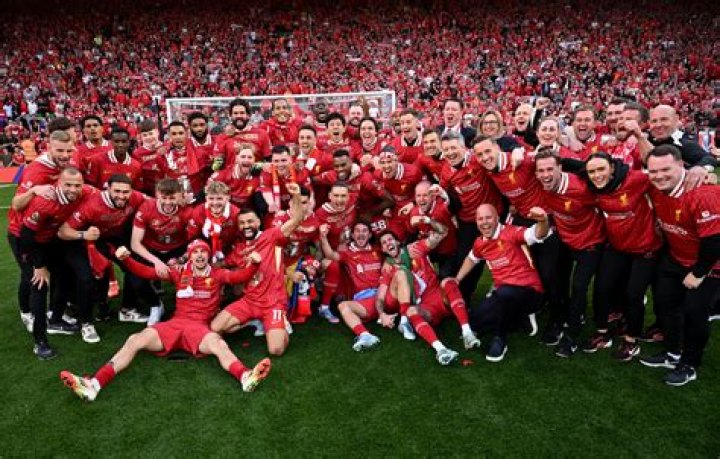 How many Liverpool supporters are there in the world?