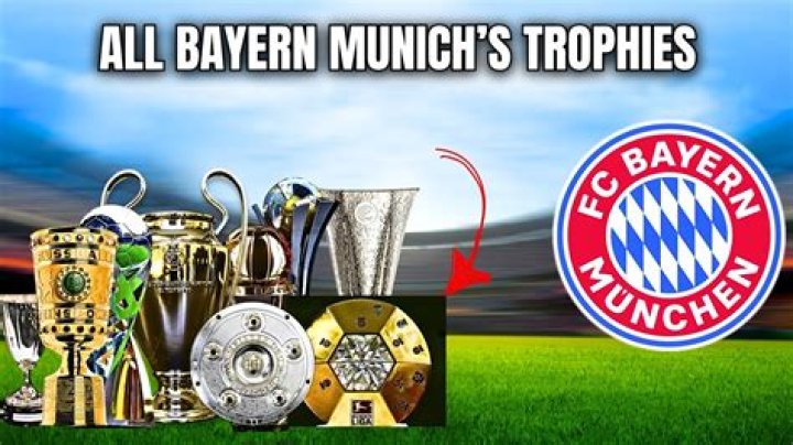 How many trophies Bayern have?