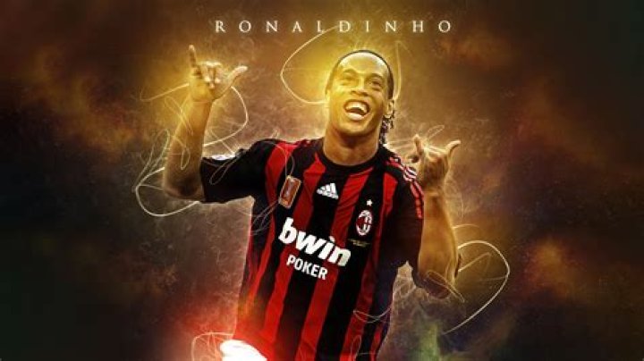 How much did AC Milan buy Ronaldinho?
