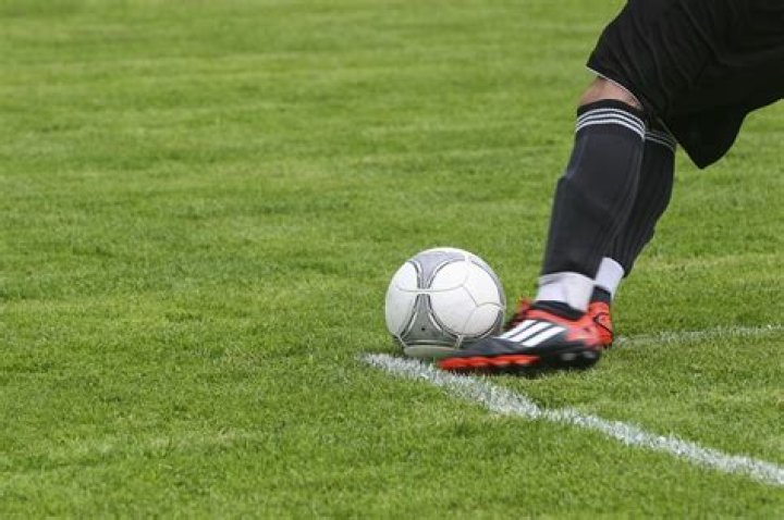 Is being left-footed an advantage in soccer?