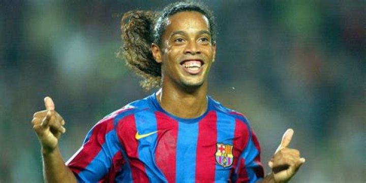 Is Ronaldinho best football player?