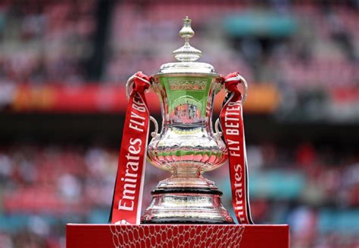 Is the FA Cup straight to pens?