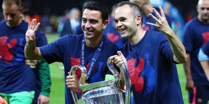 Is Zidane better than Xavi and Iniesta?