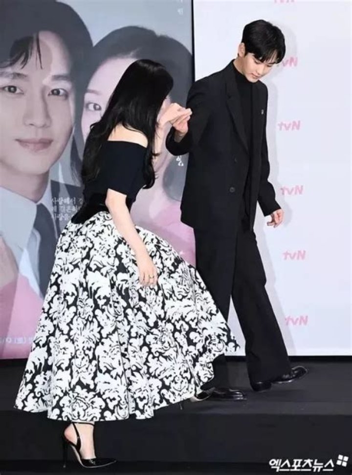Kim Soo Hyun And Kim Jiwon: Are The Rumors True?