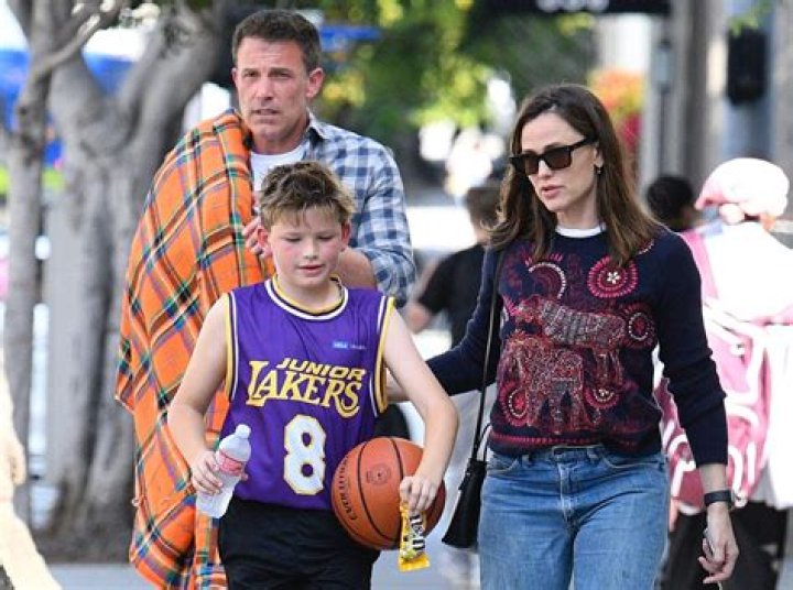 The Mysterious Case: Why Ben Affleck's Daughter Violet Wears A Mask