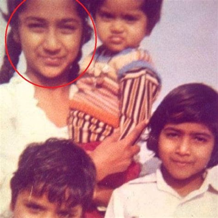 Unveiling The Lives And Bonds Of Rekha Siblings
