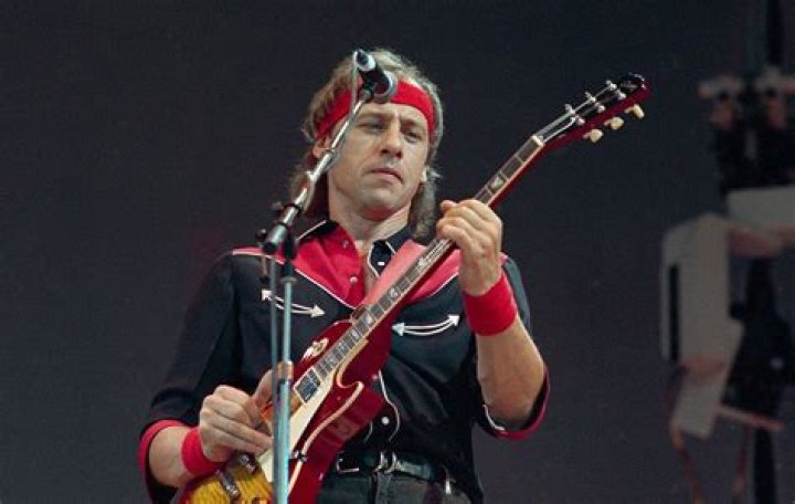 Unveiling The Wealth Of Mark Knopfler: A Closer Look At His Net Worth