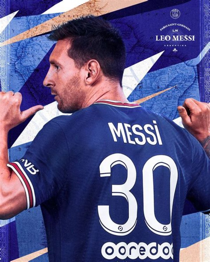 What jersey number is Messi in PSG?