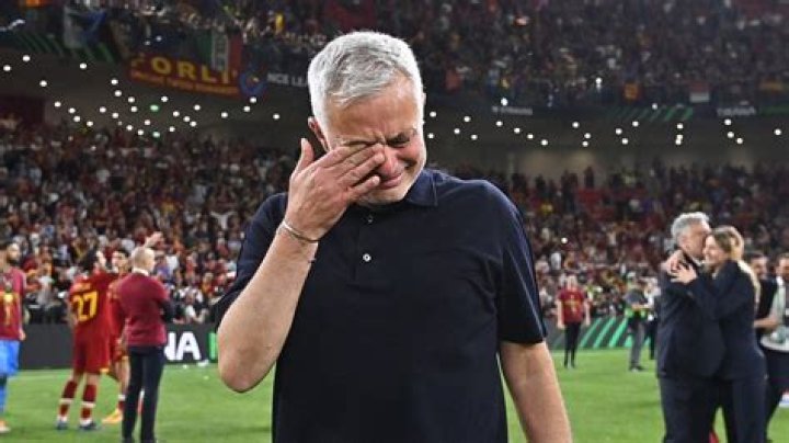 When did Mourinho cry?