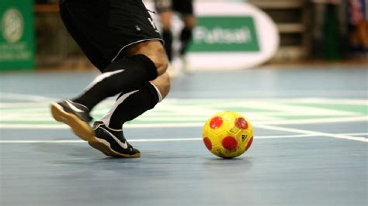 Which ball is heavier futsal or football?