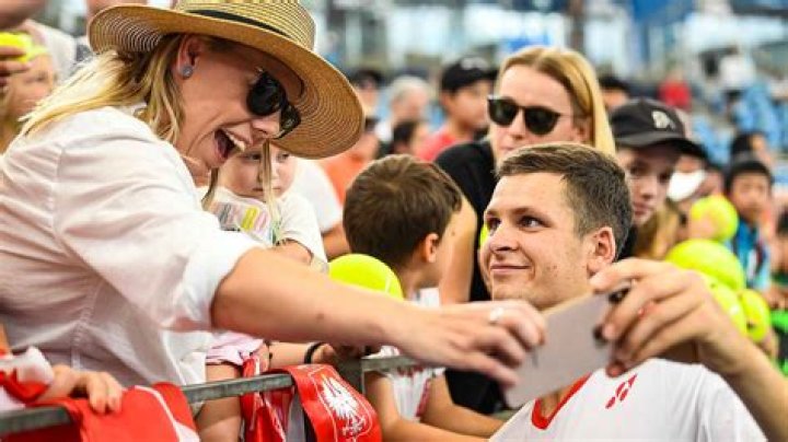 Who Is Hubert Hurkacz's Partner: A Comprehensive Look Into His Personal Life