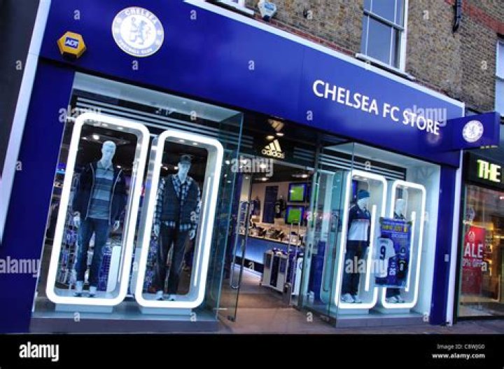 Who is looking to buy Chelsea fc?