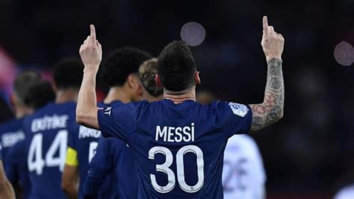 Why is Messi number 10?